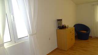 Апартаменты SVETI STEFAN SVETLANA Свети-Стефан Апартаменты с 3 спальнями-75